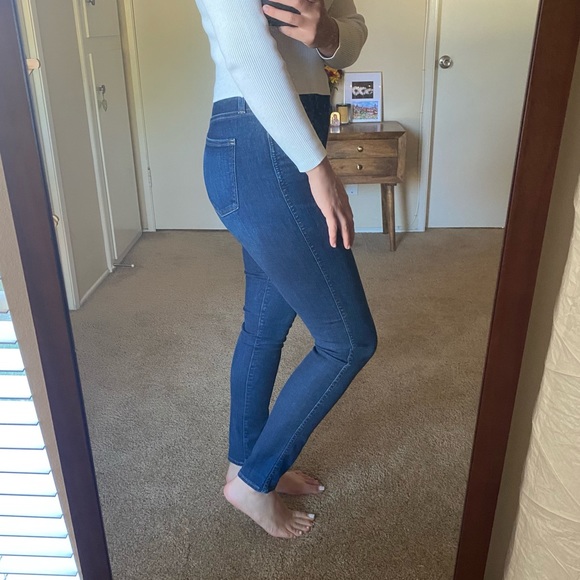 Madewell 10 inch High Rise Skinny Jeans, Hayes Wash, size 29 - Picture 3 of 9